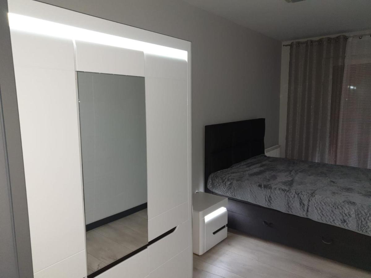 Apartament Skarbowa 1& Parking Leszno  Exterior foto